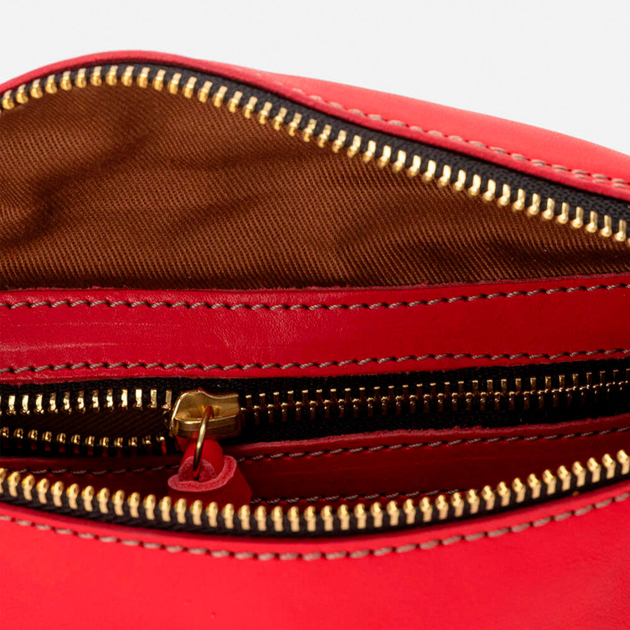 Bum Bag Small Cherry