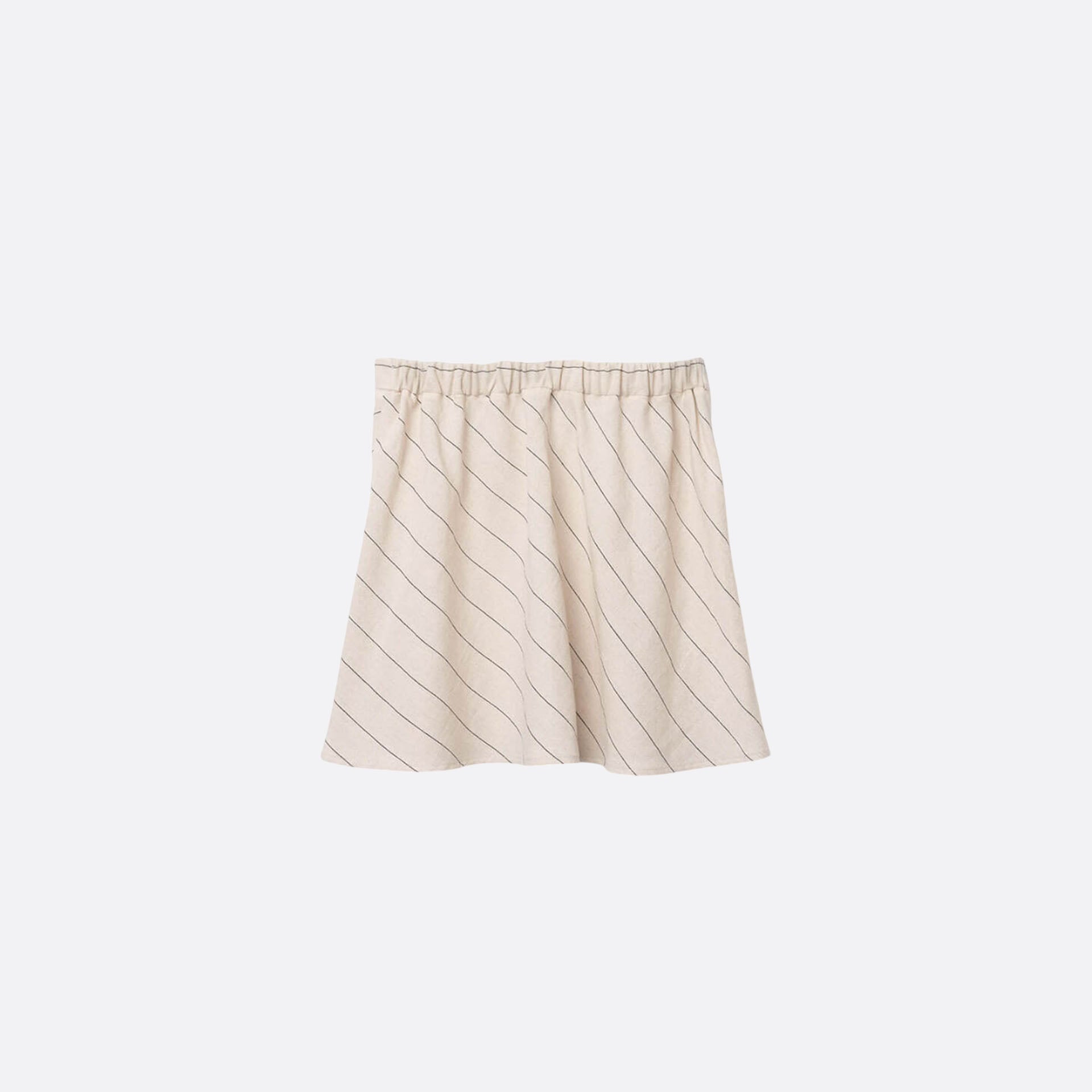 Falda raya ancha