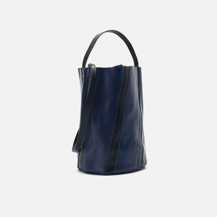 Bucket Twist Night Blue y Negro